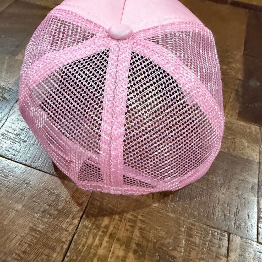 Pink Mesh Trucker hat with Bow - Picture 2 of 2
